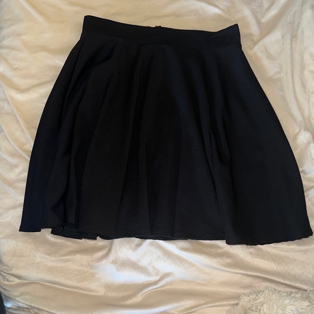 Elegant Black Women's Skirt